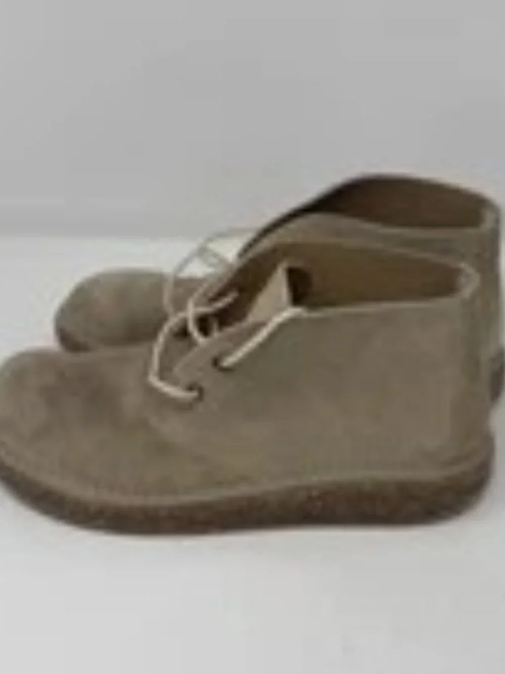 Mens Birkenstock Milton  boots 44, tan suede desert / chukka-style boots.